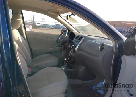2014 Nissan Versa 1.6 Sv z USA, uszkodzony, nr VIN 3N1CN7AP7EL843404